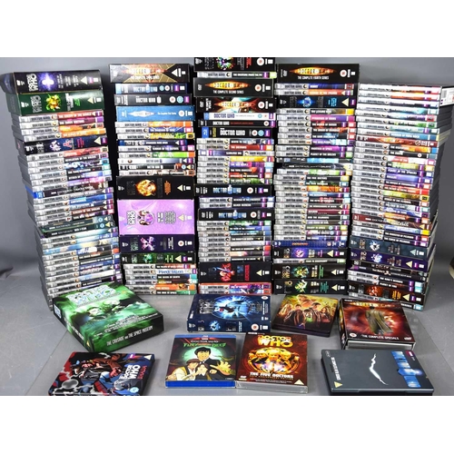 362 - A large collection of Doctor Who dvd boxsets, Blu-rays and limited edition Steelbooks featuring enti... 