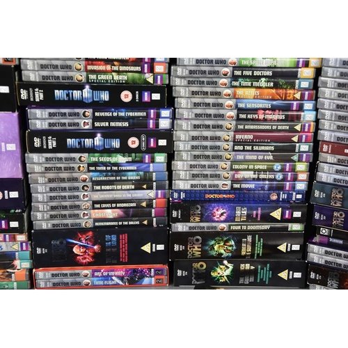 362 - A large collection of Doctor Who dvd boxsets, Blu-rays and limited edition Steelbooks featuring enti... 