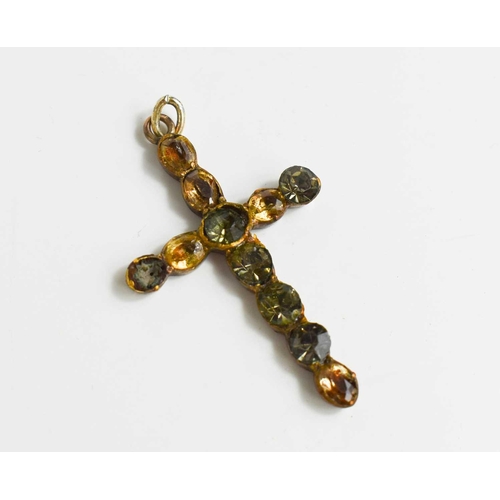 16 - A Georgian 9ct gold [tested as] and foil backed gem set pendant cross, 3.5g, 4cm long.