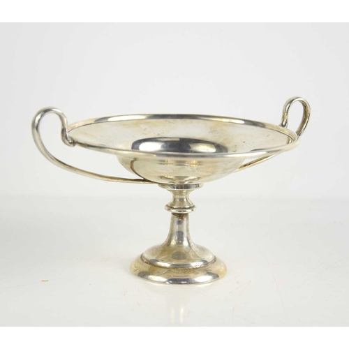 303 - An Edwardian Art Nouveau silver tazza with auricula loop handles and circular pedestal base, Holland... 