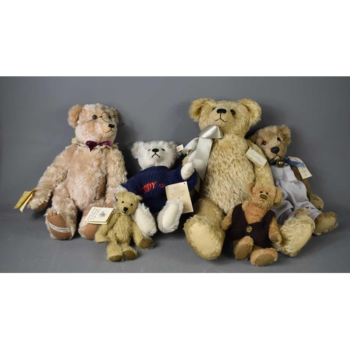 368 - A selection of Steiff and other teddybears, 20th century examples including Bearaphernalia by Sarah ... 