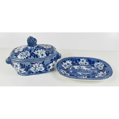 43 - A 19th century Rogers blue and white tureen with lion head finial to the cover and similar handles t... 