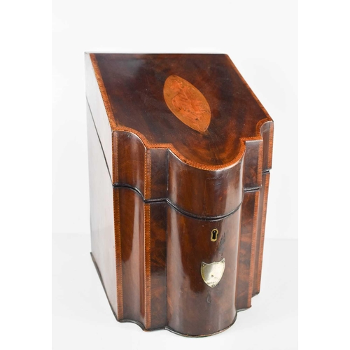 252 - A fine Georgian mahogany marquetry inlaid knife box, the sloped top inlaid with a shell motif to the... 