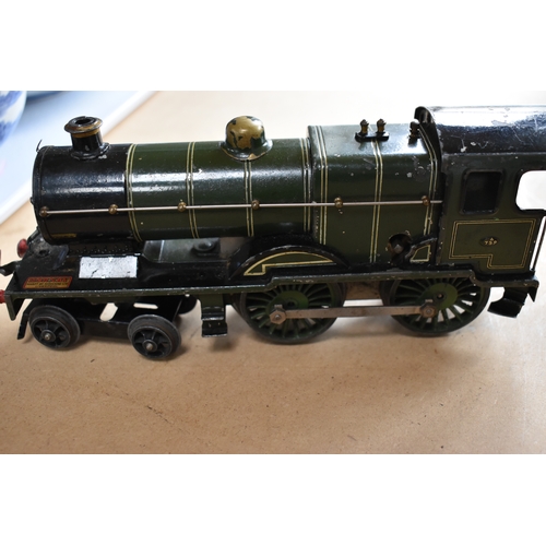 96 - A vintage Hornby No2 Special Pullman O gauge train set, including clockwork locomotive, with tender ... 