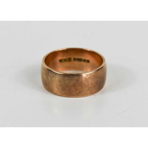 51 - A 9ct rose gold wedding band, size P, 6.18g.