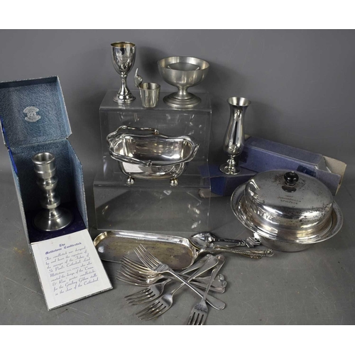 144 - A silver trophy for the St Neots Regatta 1925, together with a selection of silver plateware includi... 