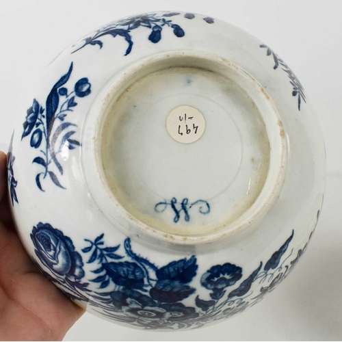 238 - A Worcester First Period porcelain bowl bearing cresent mark to base, and label for H Leonard Fuller... 