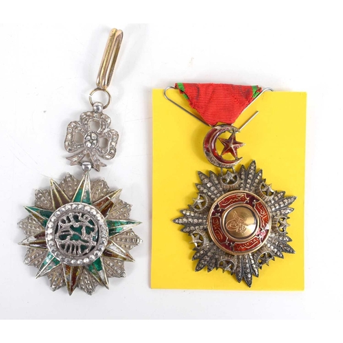 48 - Ottoman Empire, Order of the Medjidieh medal including Star and Crescent suspension together with a ... 