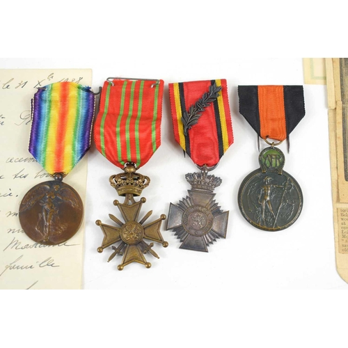 59 - A WWI medal group awarded to Pierre Raedmaekers comprising of the Croix de Guerre medal, Military De... 