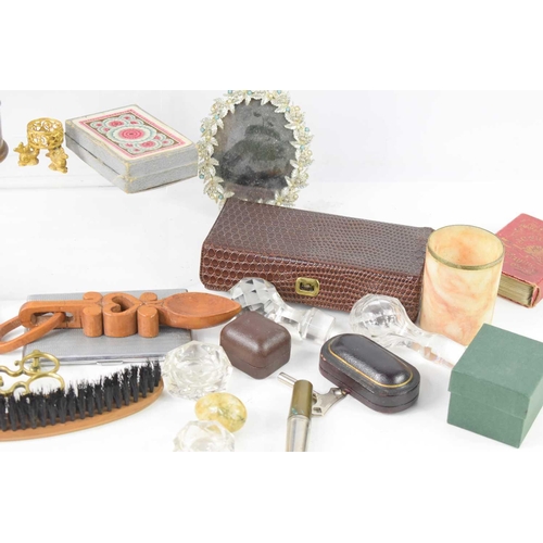 165 - A group of collectables to include a May Fair camera, antique jewellery box, Welsh love spoon, razor... 