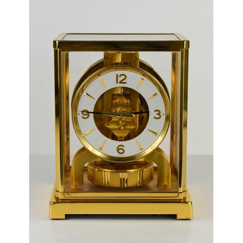 448 - A Jaeger-Le-Coultre Atmos mantle clock, serial number 489216, the recessed white chapter ring with A... 