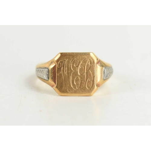 63 - A 9ct gold signet ring, engraved with initials WB, 4g.size O,