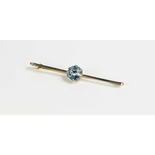 73 - A Victorian 15ct gold and blue topaz bar brooch, circular cut stone of 8.6mm diameter, 3.69g total w... 