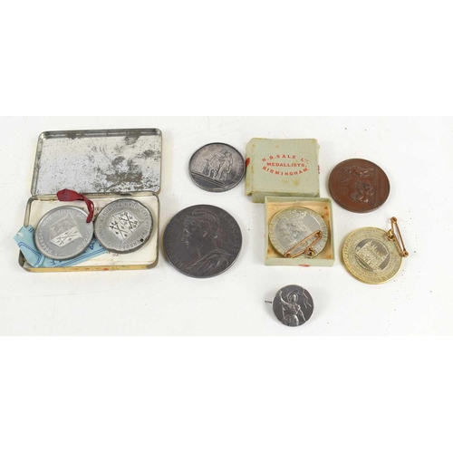 126 - A group of medallions to include Ministère du Commerce et de L'industrie dated 1897, Edward VII coro... 