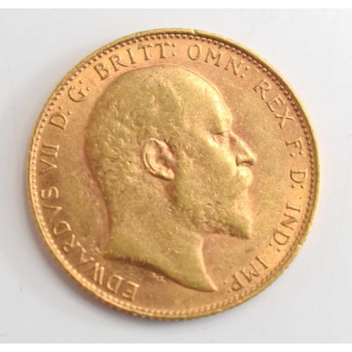 312 - An Edward VII gold sovereign, dated 1909.