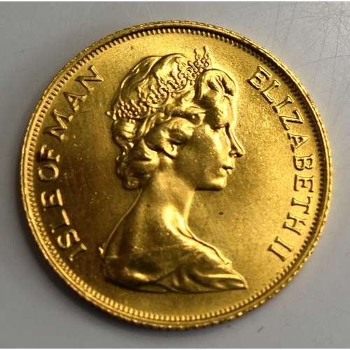 337 - An Elizabeth II, Isle of Man full gold sovereign, dated 1973.