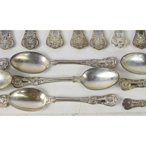 412 - A Tiffany & Co sterling silver part cutlery set in the Queen's pattern, comprising of 8 dinner forks... 