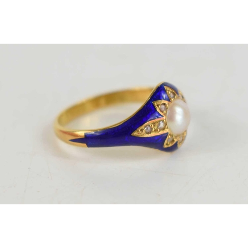 64 - An 18ct gold, enamel and pearl Victorian mourning ring, size M, 5.5g.