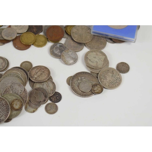 116 - A quantity of GB and worldwide coinage to include a George III crown dated 1818, Victoria 1891 crown... 