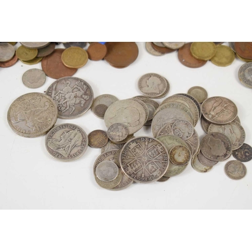 116 - A quantity of GB and worldwide coinage to include a George III crown dated 1818, Victoria 1891 crown... 