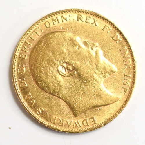 119 - A Edward VII gold full sovereign dated 1907.