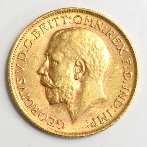 124 - A George V full gold sovereign dated 1911.