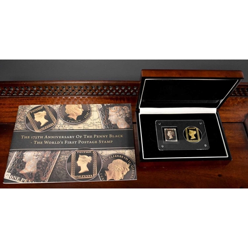 139 - A London Mint 175th Anniversary of The Penny Black, The World's First Postage Stamp coin and stamp s... 