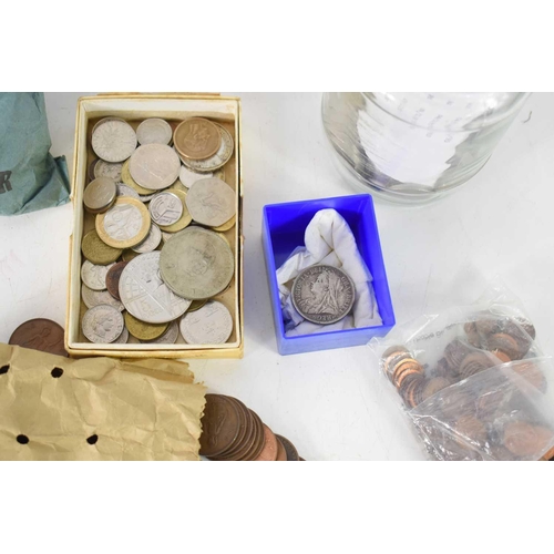 91 - A collection of British and worldwide coins, to include an 1899 half-crown, Victorian Pennies and ot... 