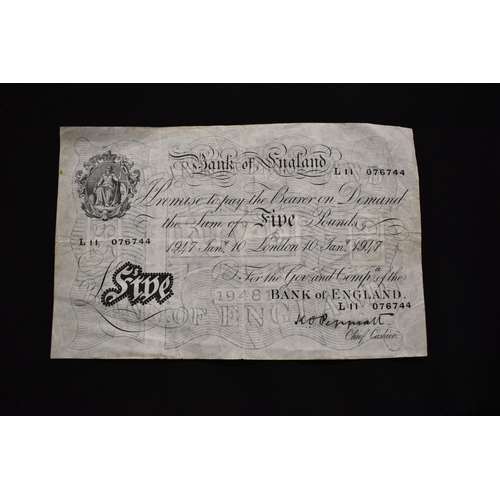 108 - A Bank of England £5 five pound note 1947 Jan'y 10 London, Chief Cashier K O (Kenneth) Peppiatt L11 ... 