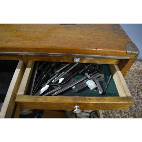 410 - A Neslein Engineers tool chest complete with drawers, gauge table and contents.