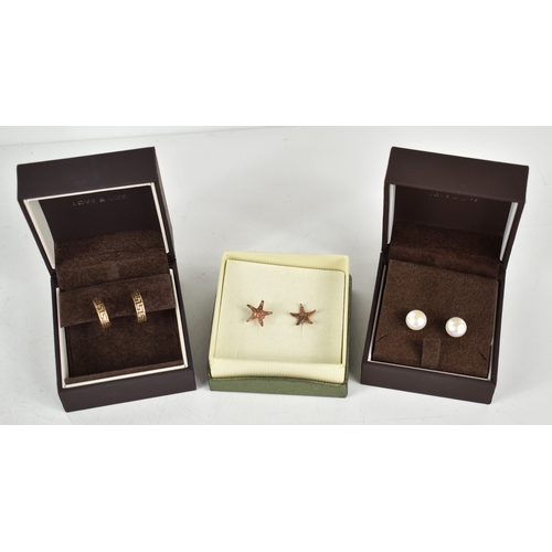 285 - A pair of 9ct gold hoop earrings, with Greek Key design engraving, 2.0g, a pair of pearl earrings se... 