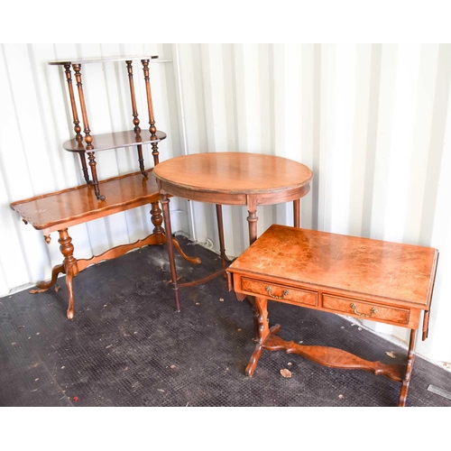 521 - A selection of walnut and mahogany furniture, to include a reproduction walnut sofa table, two oval ... 