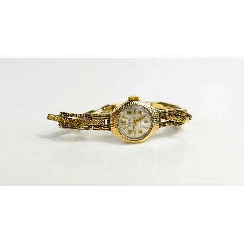 158 - A 9ct gold Avia wristwatch, on an expanding gold bracelet, with each link machine engraved, 17 Jewel... 