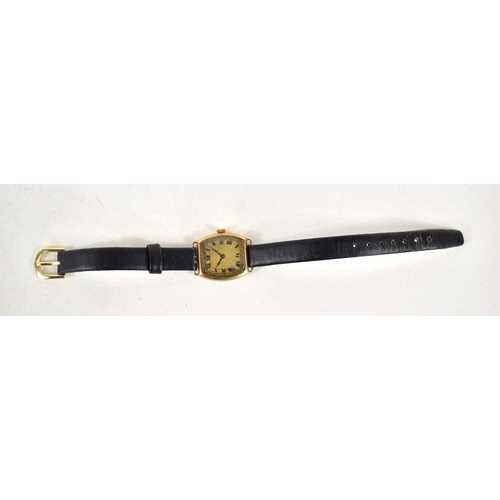 229 - A vintage 18ct gold cased ladies wristwatch with Roman numeral dial and Swiss movement having 18 jew... 