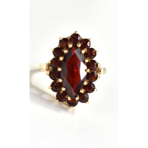 279a - An antique 9ct gold and garnet cluster ring, 4.3g (hallmarks worn but testing as 9ct)