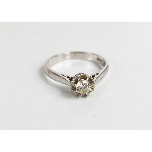 280 - An 18ct white gold and diamond solitaire ring, the brilliant cut diamond approximately ¼ct, size O/P... 