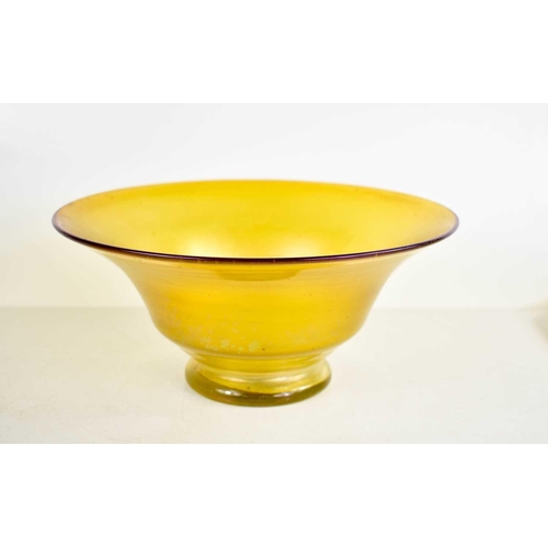 172 - An LCT Tiffany vintage yellow iridescent glass bowl, circa 1910, etched LCT to the base, 25cm diamet... 