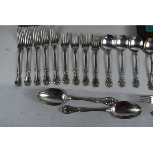 60 - A quantity of Birks sterling silver cutlery comprising knives, tablespoons, teaspoons, soup spoons a... 