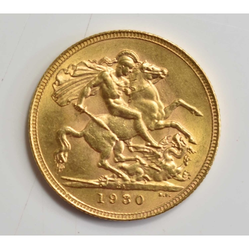 79 - A George V full gold sovereign, South Africa mint, dated 1930.