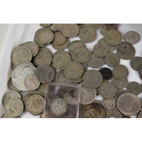 99 - A collection of GB and worldwide coinage, some silver to include a Maria Theresa 1780 Thaler, some p... 