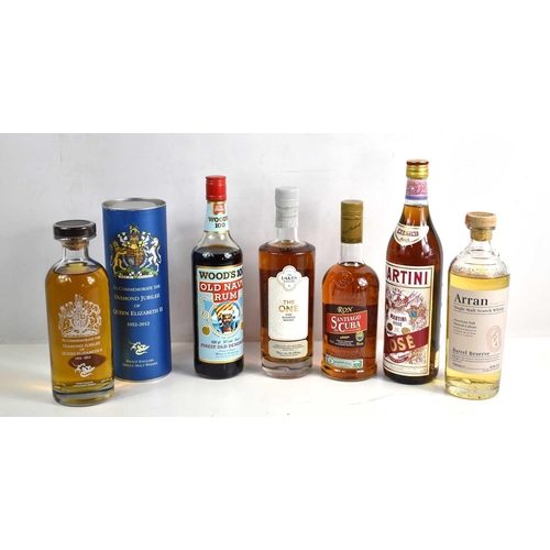 77 - A group of alcohol to include a bottle of English whisky to commemmorate the Diamond Jubilee of Quee... 