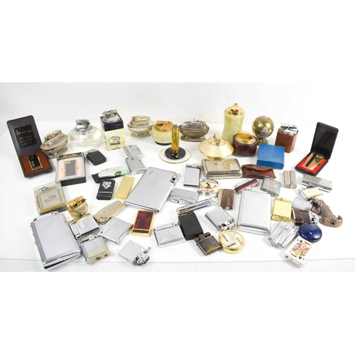 84 - A selection of vintage and later lighters, to include Ronson, Calibri, Consul and others, of various... 