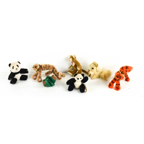 11 - A selection of miniature toys, to include vintage 'pipe cleaner' cats, knitted koala bear, squirrel ... 