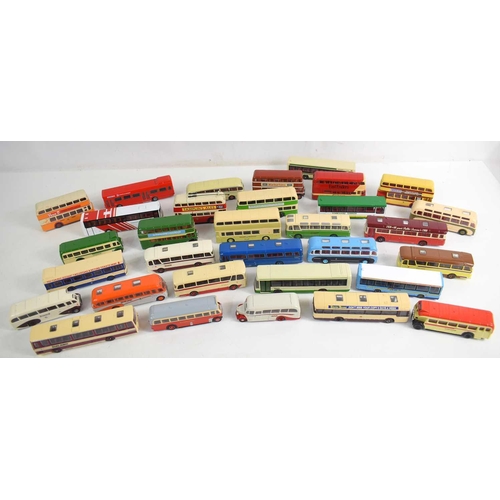 18 - A collection of diecast model buses, to include examples by Corgi.