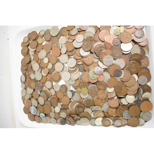 269 - A large selection of coins, mostly Victorian and Edwardian examples, including pennies, half pennies... 