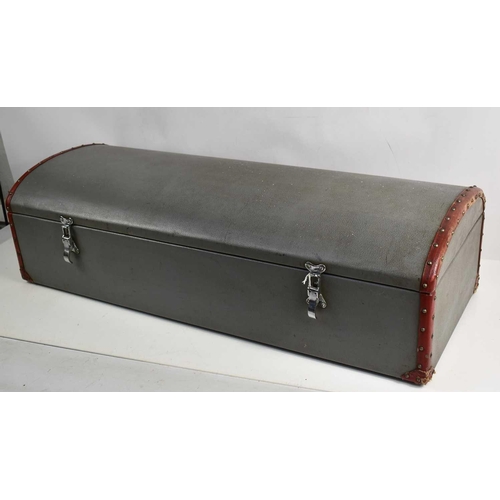 346 - A vintage canvas and leather motor car trunk.