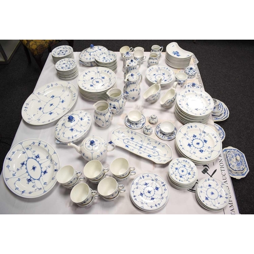 294 - A Royal Copenhagen 107 piece part dinner service in the 