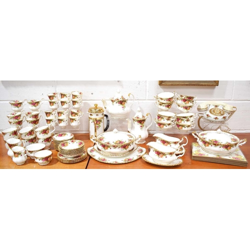 300 - A substantial Royal Albert Old Country Roses tea and dinner service, to include: 12 dinner plates, 1... 