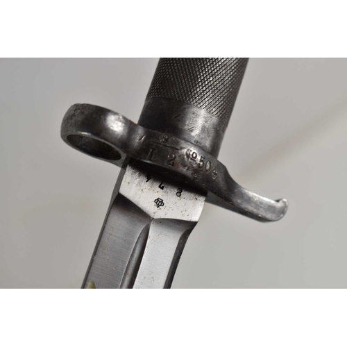 62 - An Italian 1891 pattern made at Fabbrica D'Armi Di Terni (Firearms Manufacturing of Terni), the cros... 