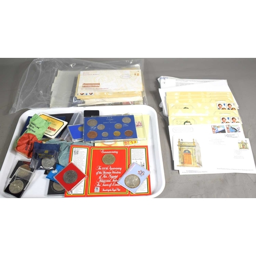 279 - A quantity of coins to include commemorative crowns, uncirculated half pennies and pennies, coinage ... 